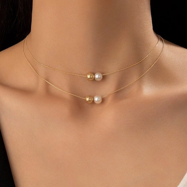 Elegant Minimalist Pearl Necklace with Metal Chain Design, Clavicle Style