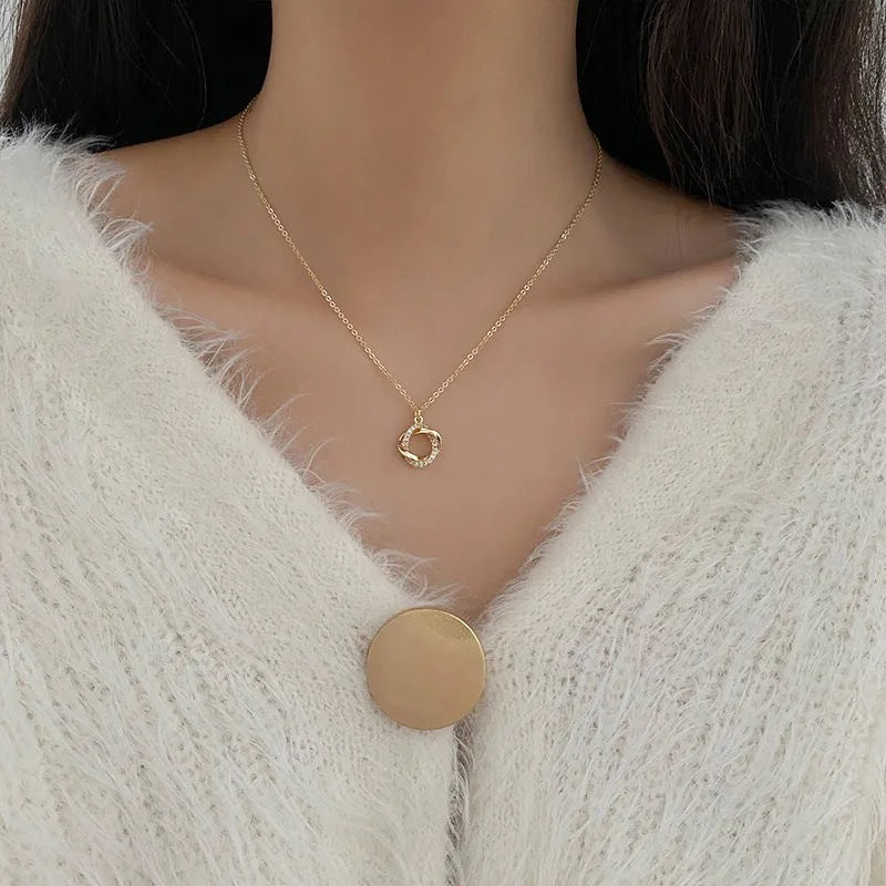 Elegant Korean Style Light Luxury Chain Necklace for Women, Simple Geometric Alloy Design