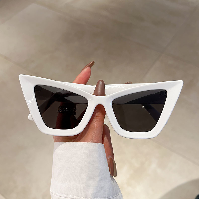 2023 Retro Large Frame Fashion Personalized Cat Eye Shape Sunglasses Anti-UV Trendy Sunglasses Sunglasses