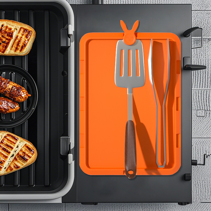 New 3-piece set of silicone heat insulation mats. 5-piece set of must-have silicone heat insulation mats for the dining table. Factory ready stock.